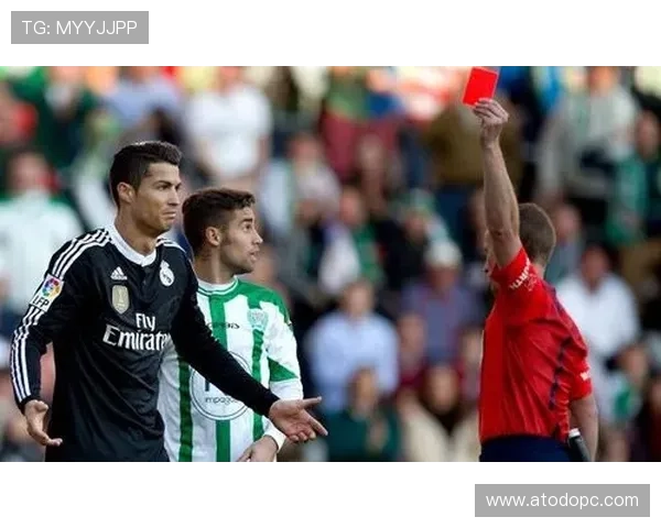 马特乌斯谈磁卡犯规裁判宽松尺度